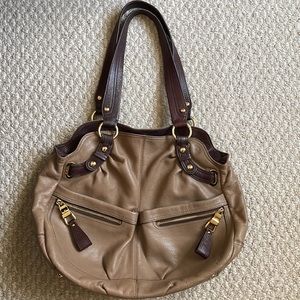 Some shoulder lather purse